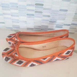 Saks Fifth Avenue flats